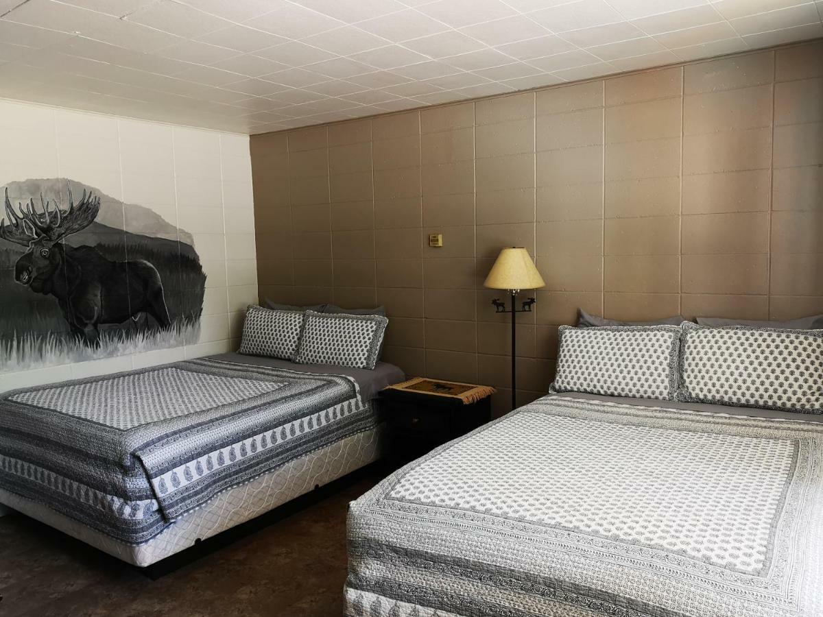 Overlook Inn & Cabins เคลียร์วอเตอร์ ภายนอก รูปภาพ